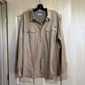 Columbia Men's Beige Button-Up Shirt